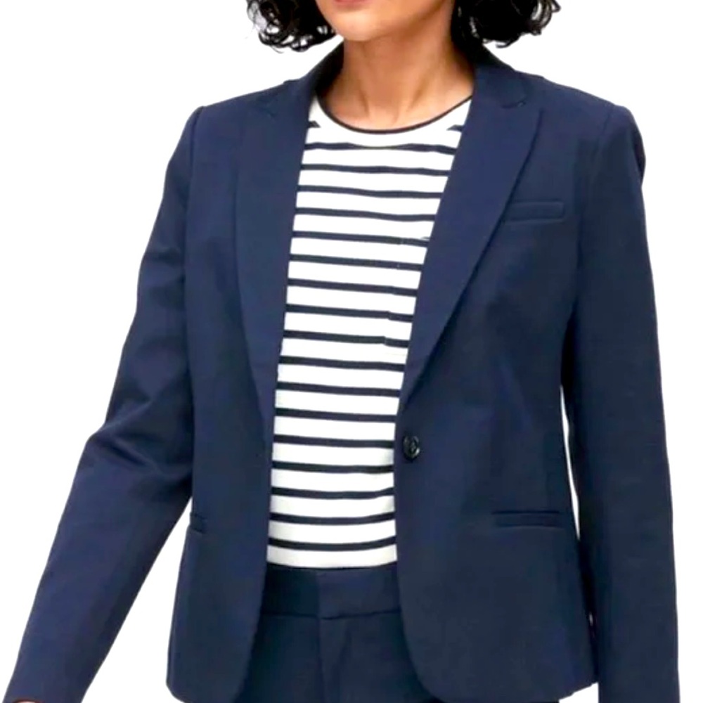 Banana Republic Classic Fit Navy Blazer, Size 2
